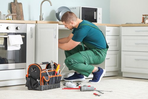 Choosing the Right Plumbing Professional for Your Home or Business