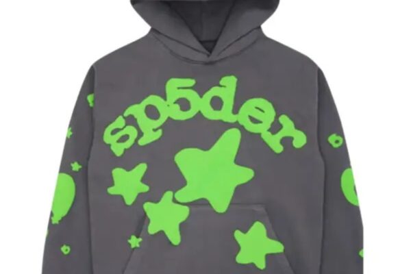 Sp5der T-Shirt – Streetwear Simplicity with Bold Expression