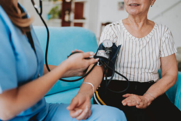 How Home Health Care Improves Recovery After Surgery home health care service