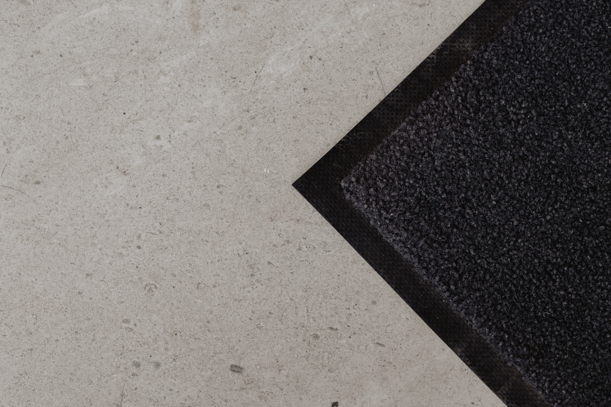 indoor outdoor rubber flooring suppliers UAE