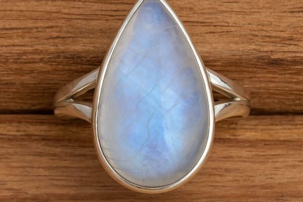 moonstone gem ring