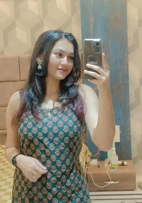 Dwarka Call Girl