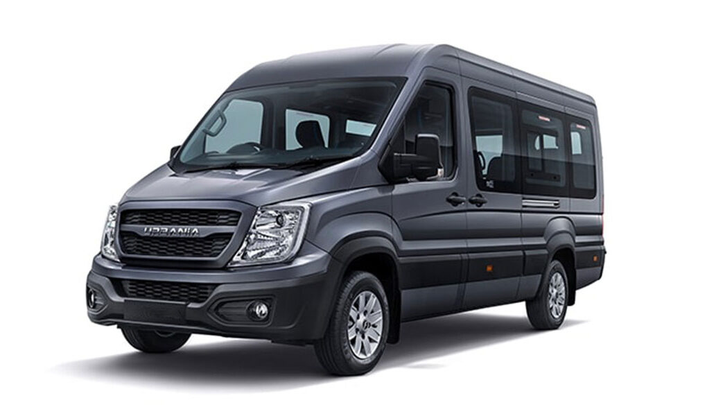 Force Urbania Rent 9 Seater